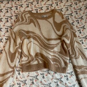 Hollister Tan and Cream Swirl Sweater